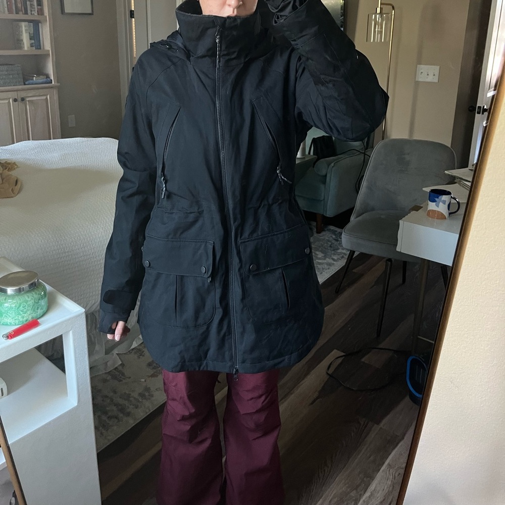 Burton Woman’s Ski and Snowboard jacket